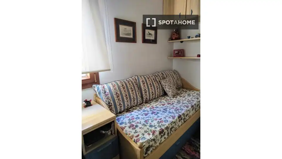 Habitación 102 m², Bilbao