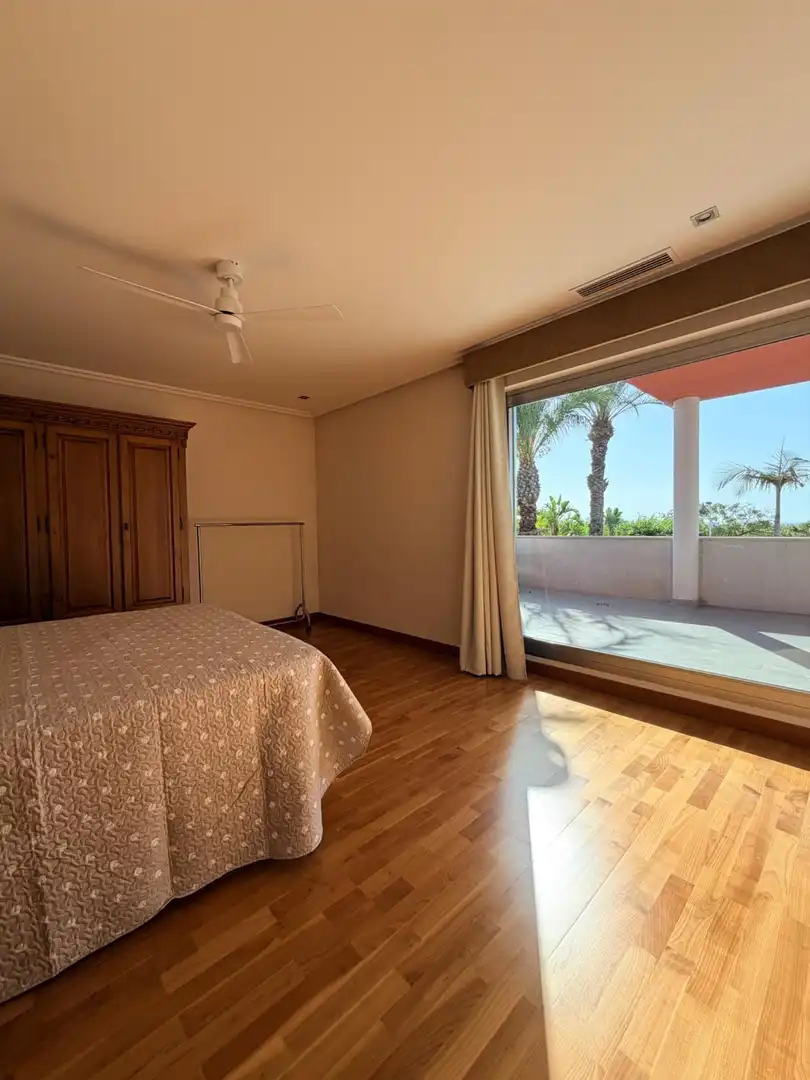 Piso de 600 m² en Elche