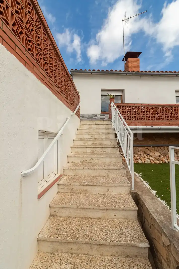 Haus 90 m² in la Torre de Claramunt