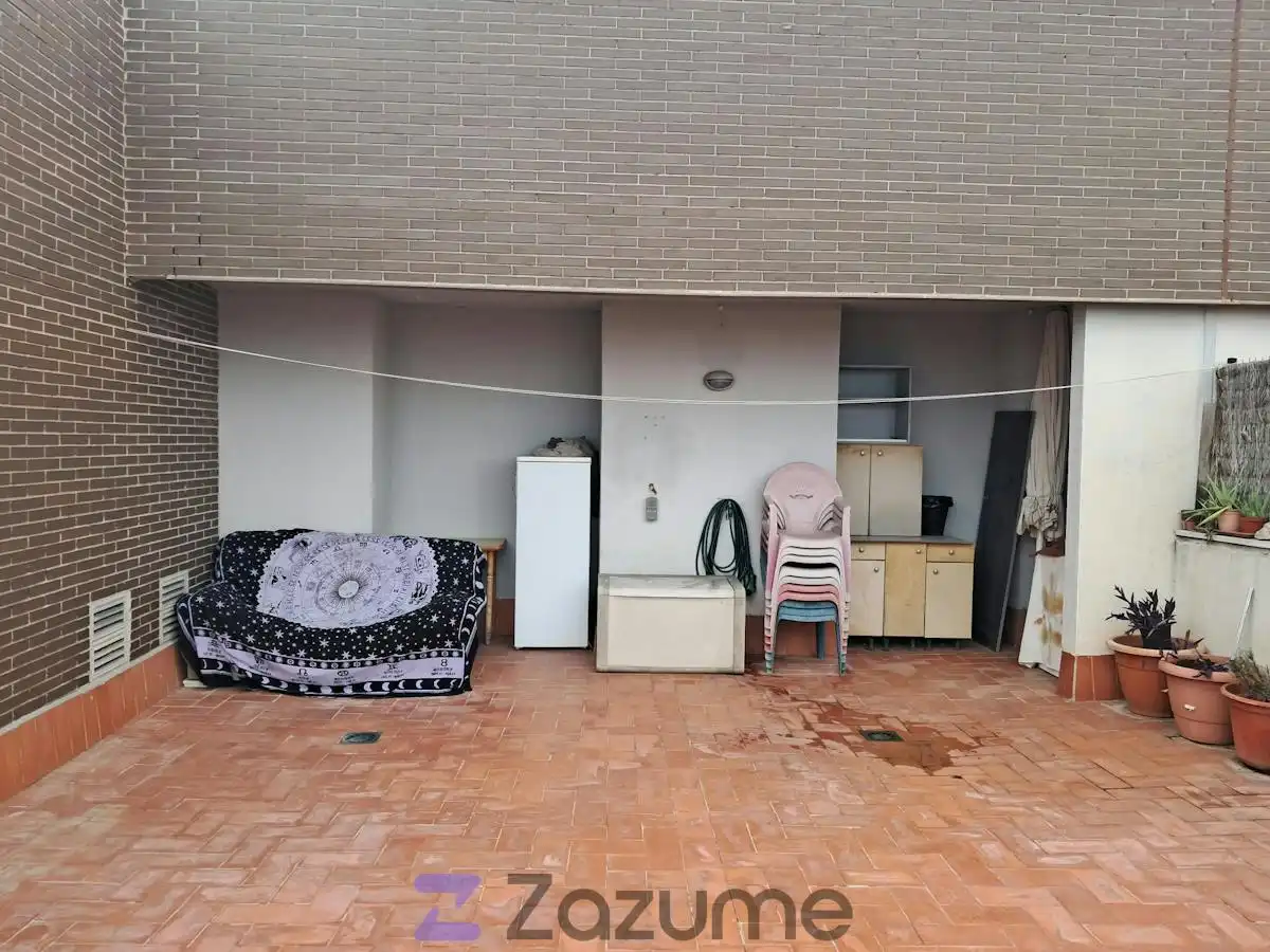 Pis de 67 m² a Cornellà de Llobregat