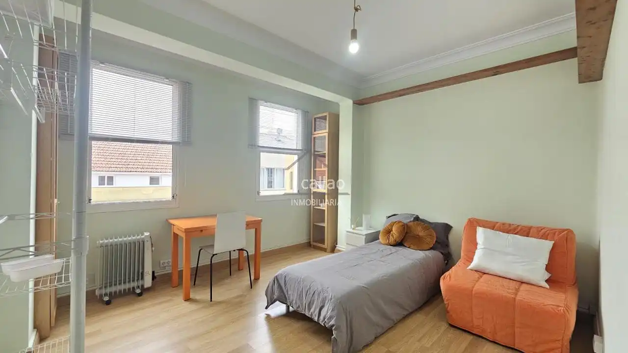 Habitación 99 m², Ferrol