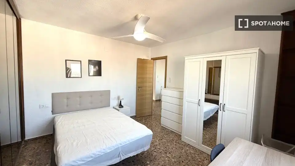 Habitación 200 m², Valencia