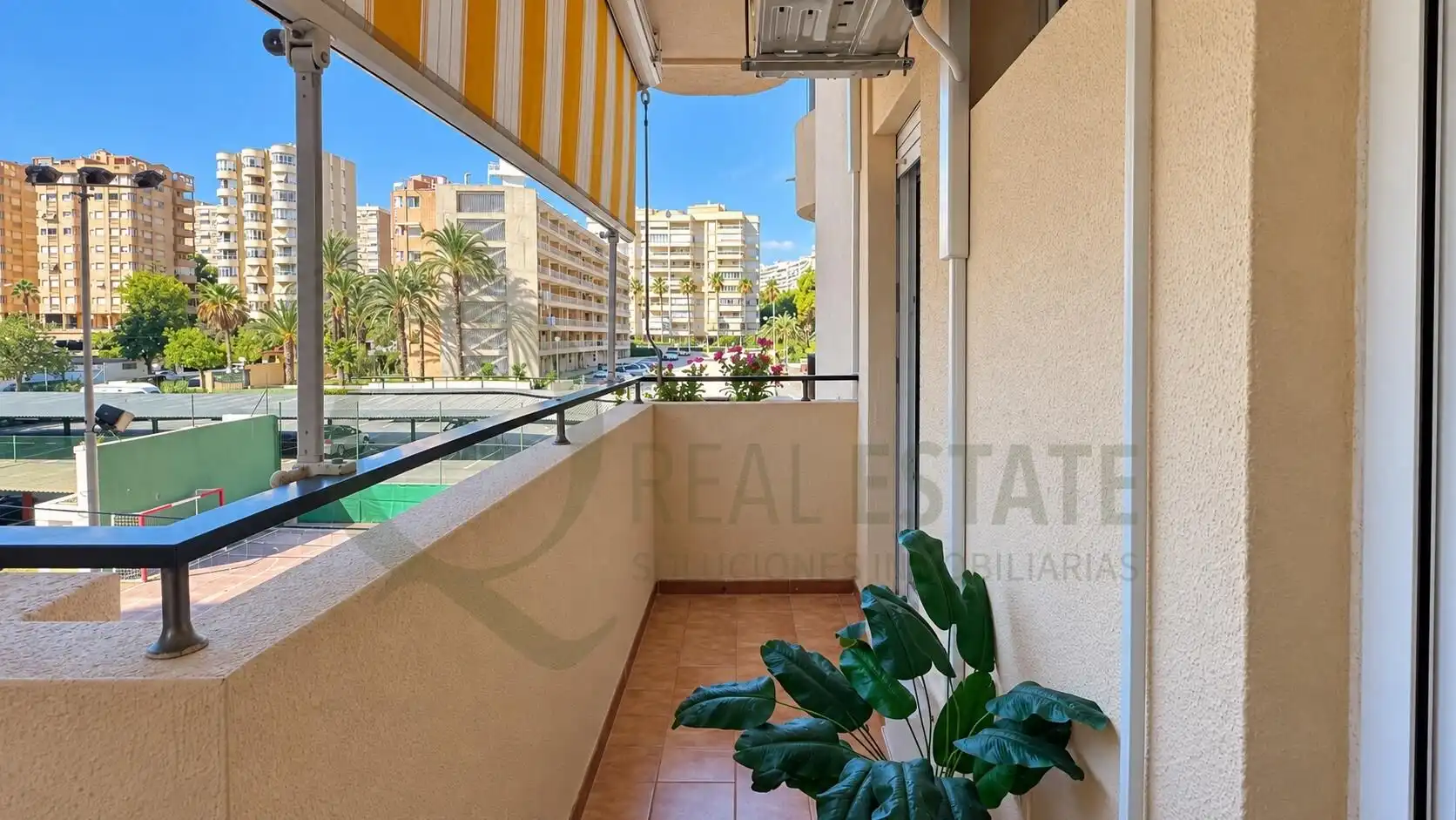 Pis de 75 m² a Alacant