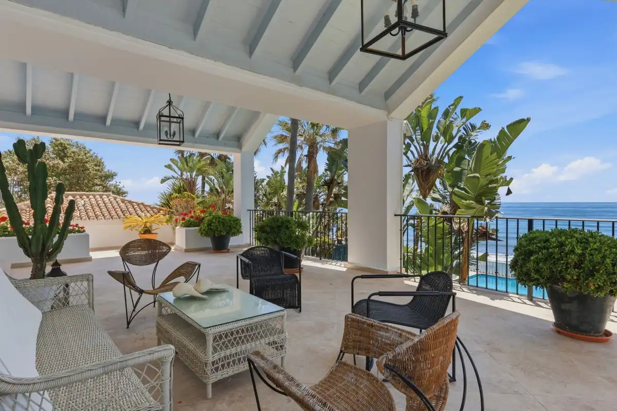 Pis de 984 m² a Estepona
