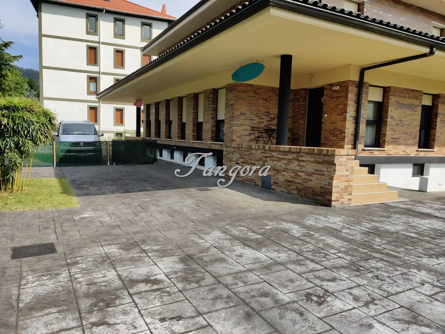 Piso de 300 m² en Mendata