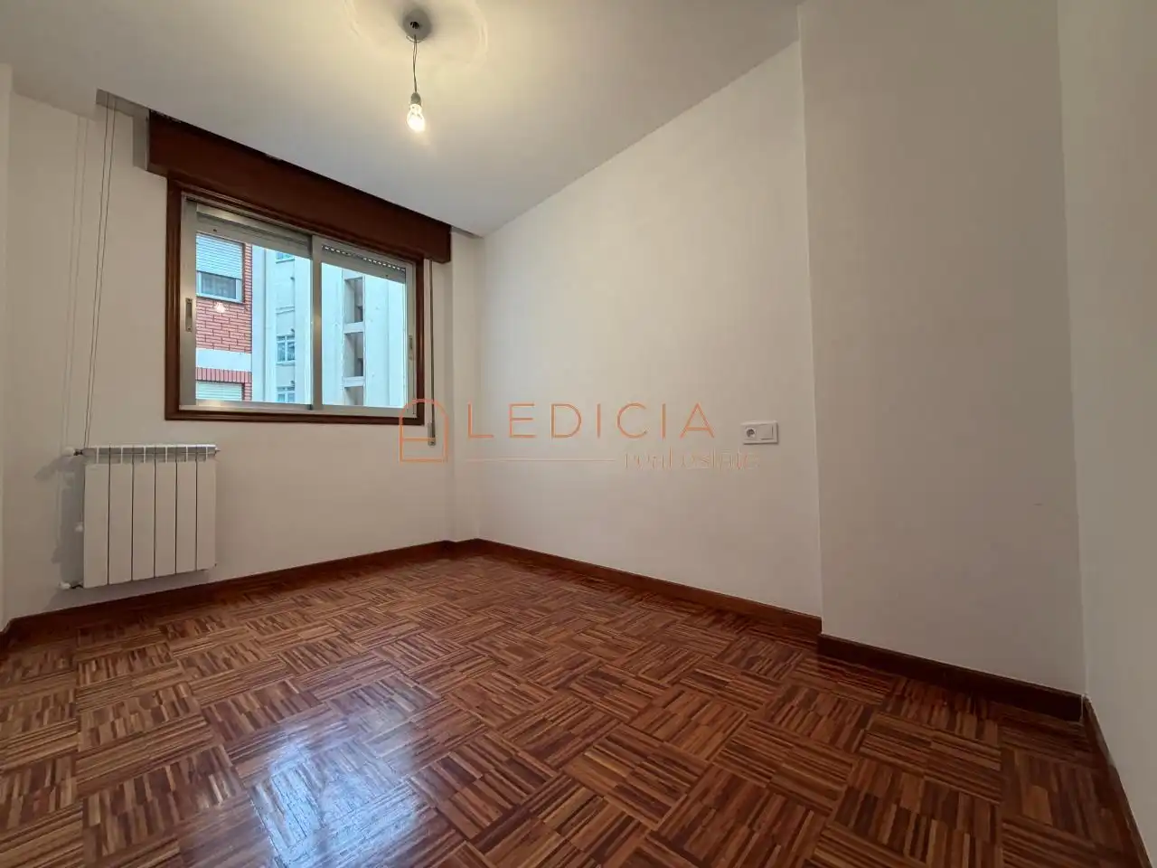 Piso de 90 m² en Vigo