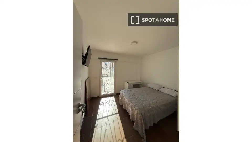 Habitación 81 m², Alicante