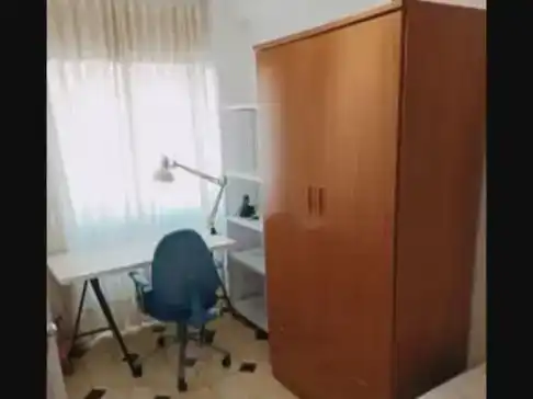 Piso de 85 m² en Sevilla