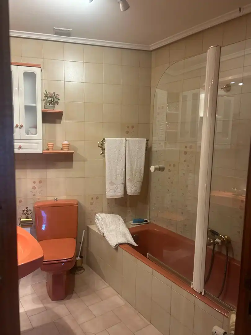 Habitación en alquiler, Villa del Prado