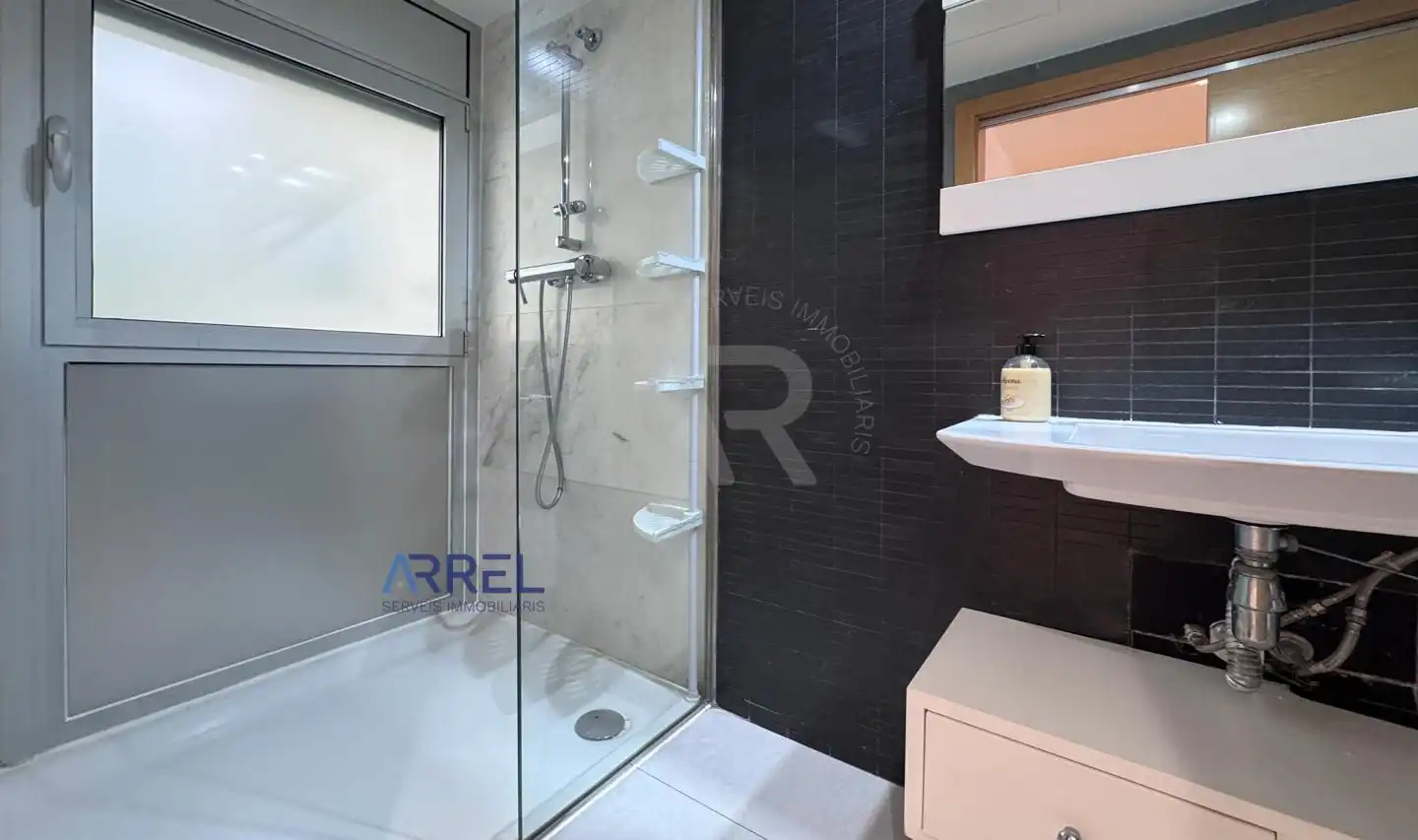 Piso de 334 m² en Alella