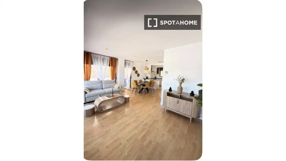 Piso de 300 m² en Cullera