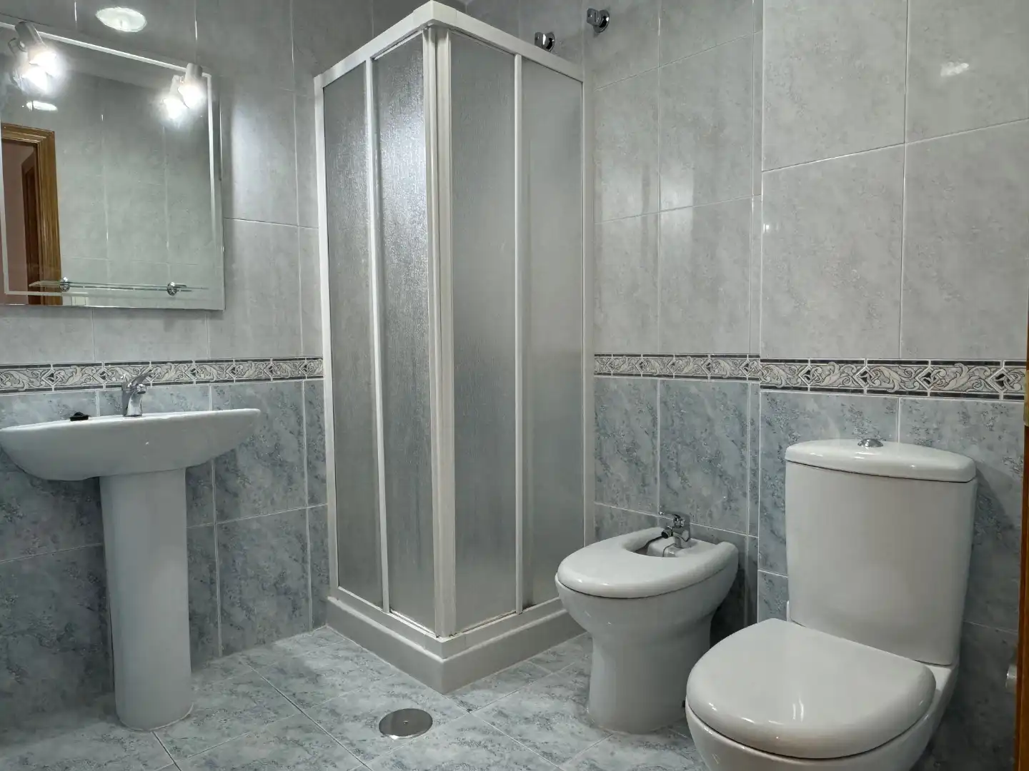 Piso de 95 m² en Ourense