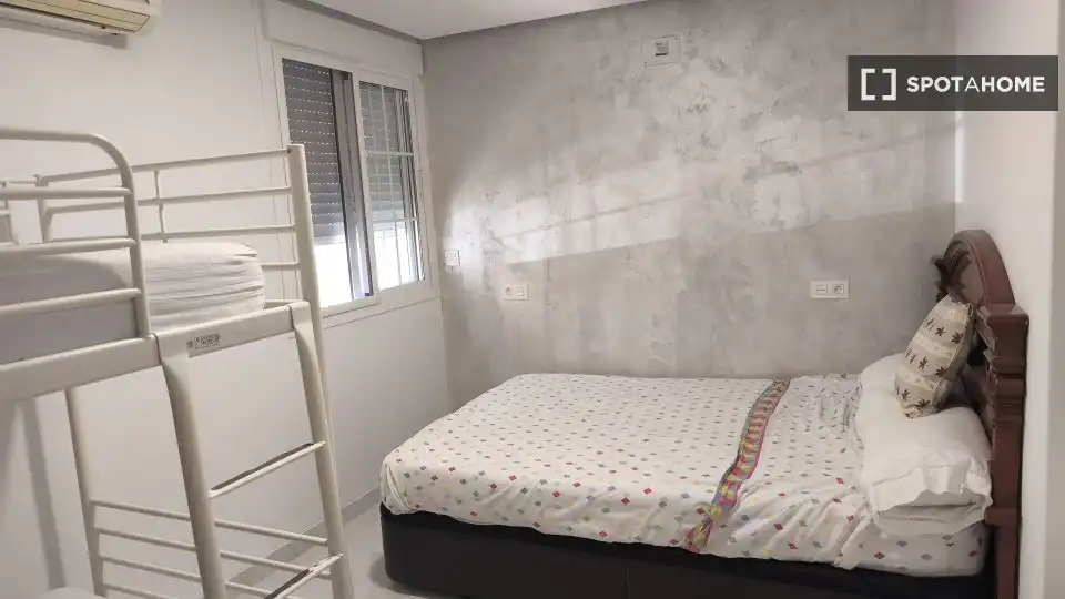 Habitación 80 m², Sevilla