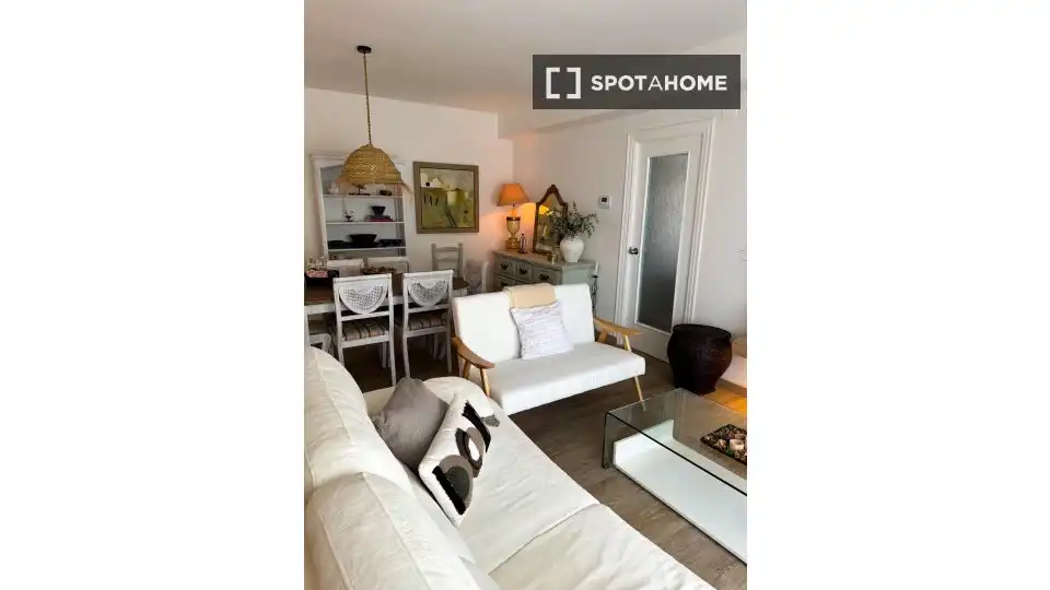 Habitación 144 m², Dénia