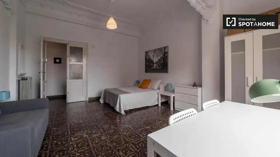 Habitación 150 m², Valencia