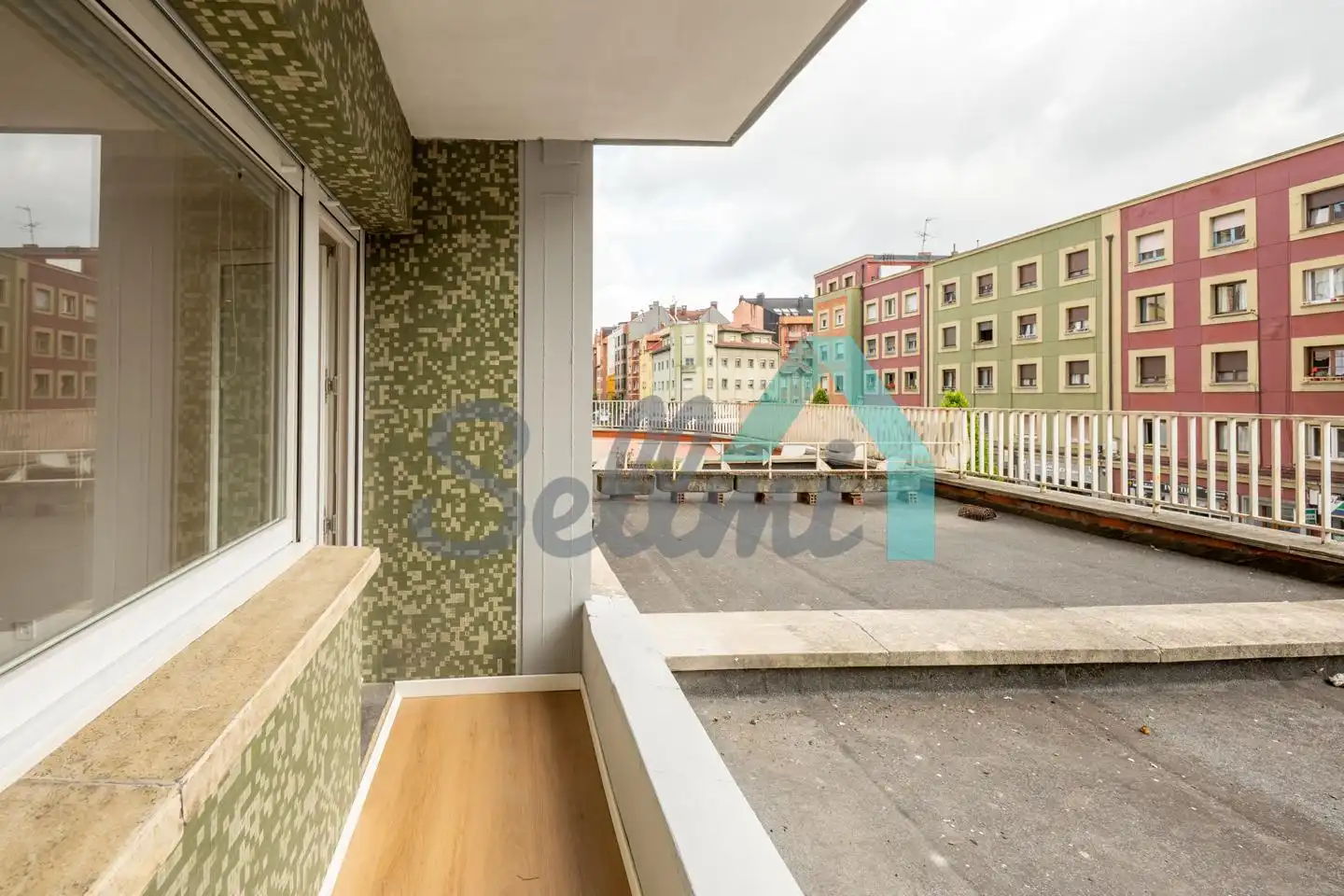 Pis de 101 m² a Oviedo
