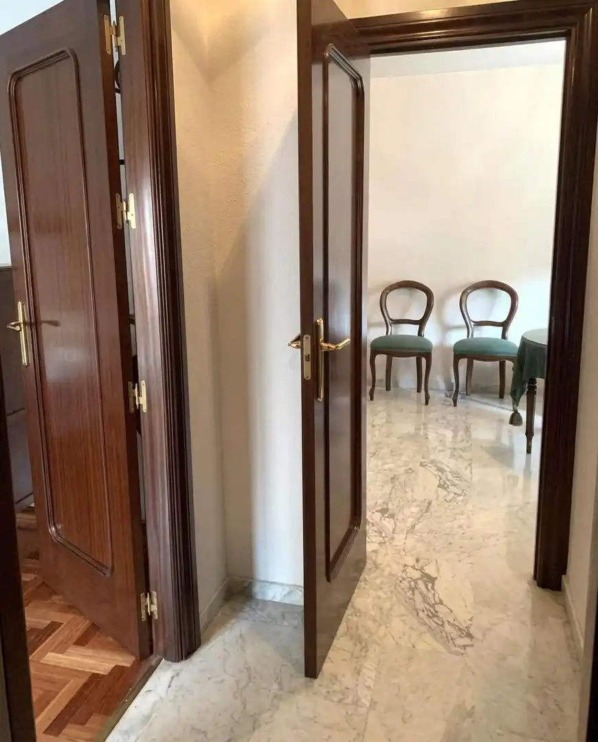 Piso de 90 m² en Granada