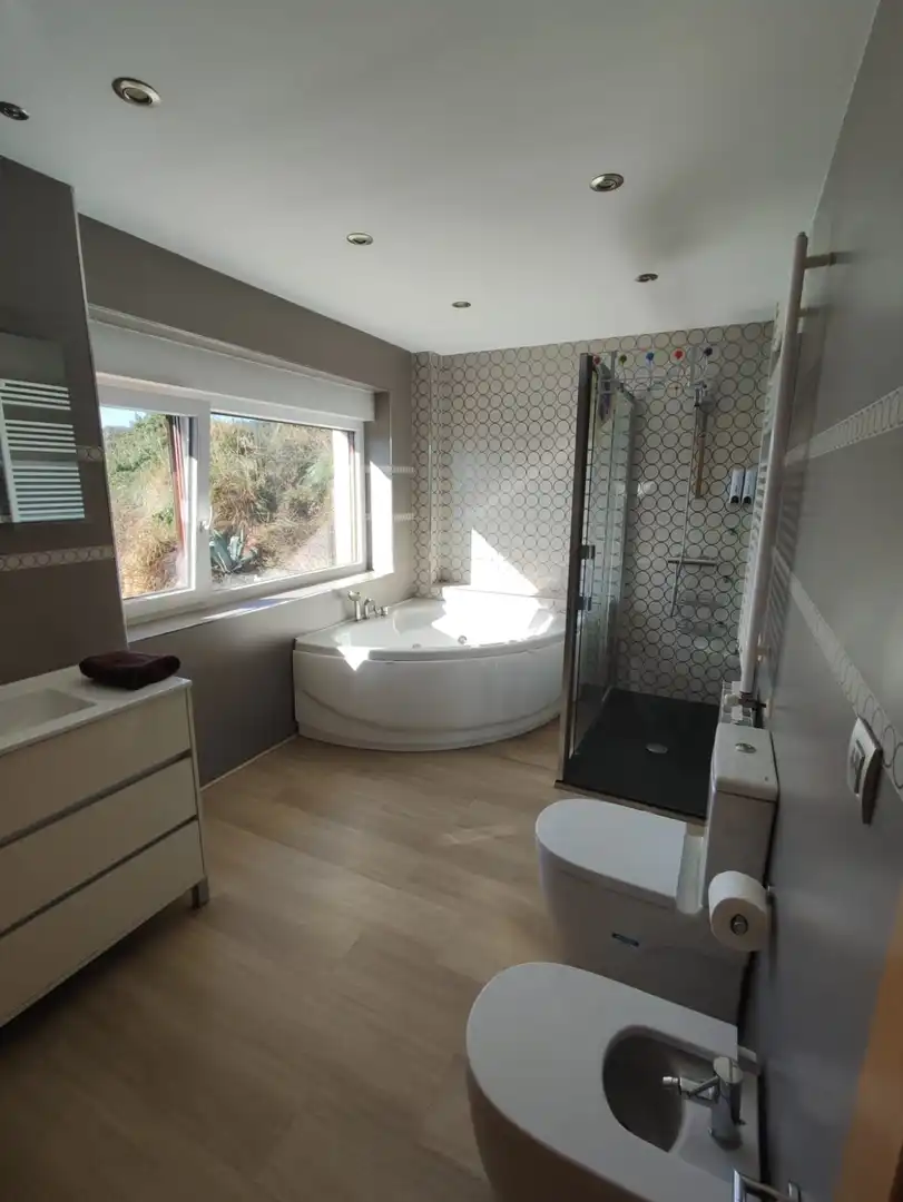 Wohnung 398 m² in Miengo