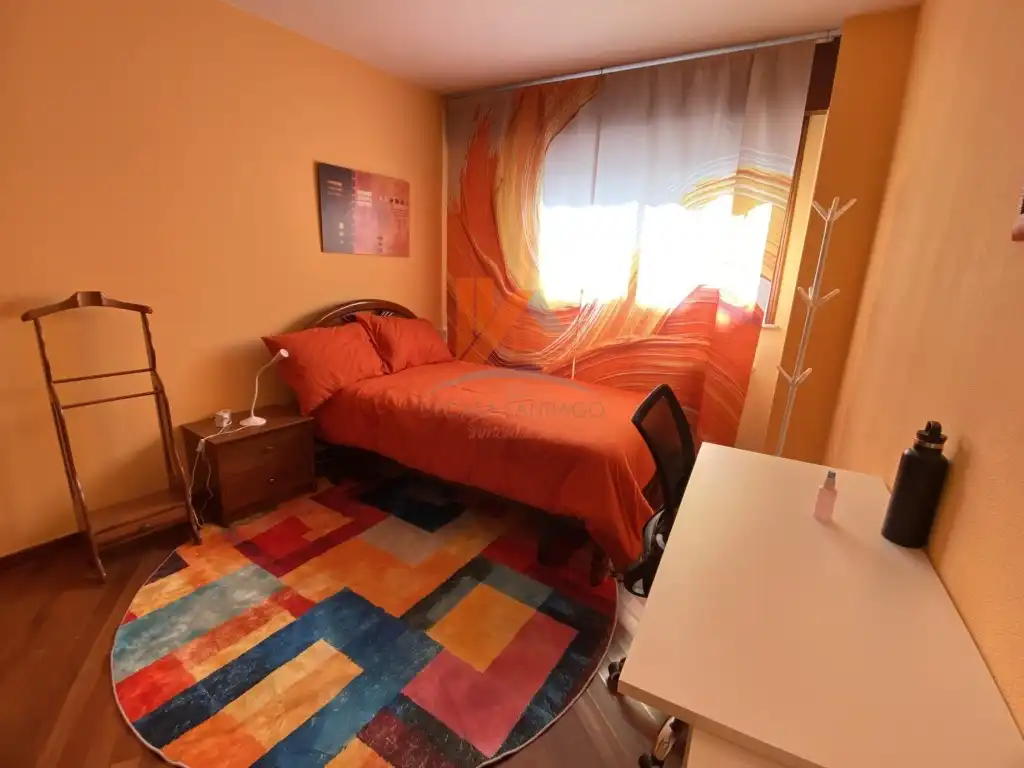 Piso de 130 m² en Santiago de Compostela