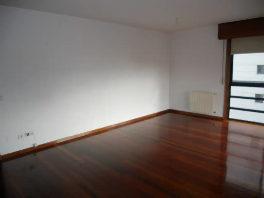 Piso de 100 m² en Santiago de Compostela