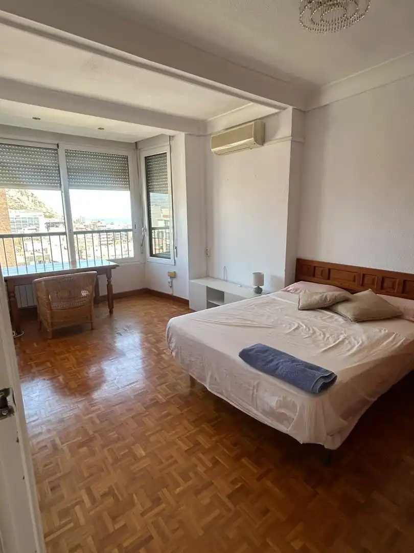Piso de 140 m² en Alicante