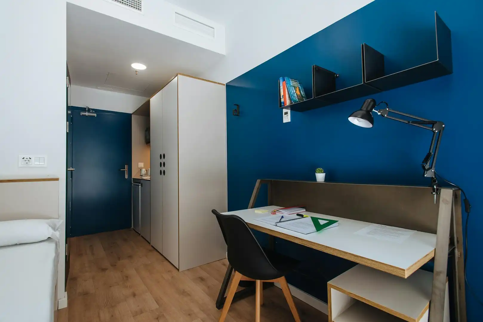 Habitación 13 m², Sevilla