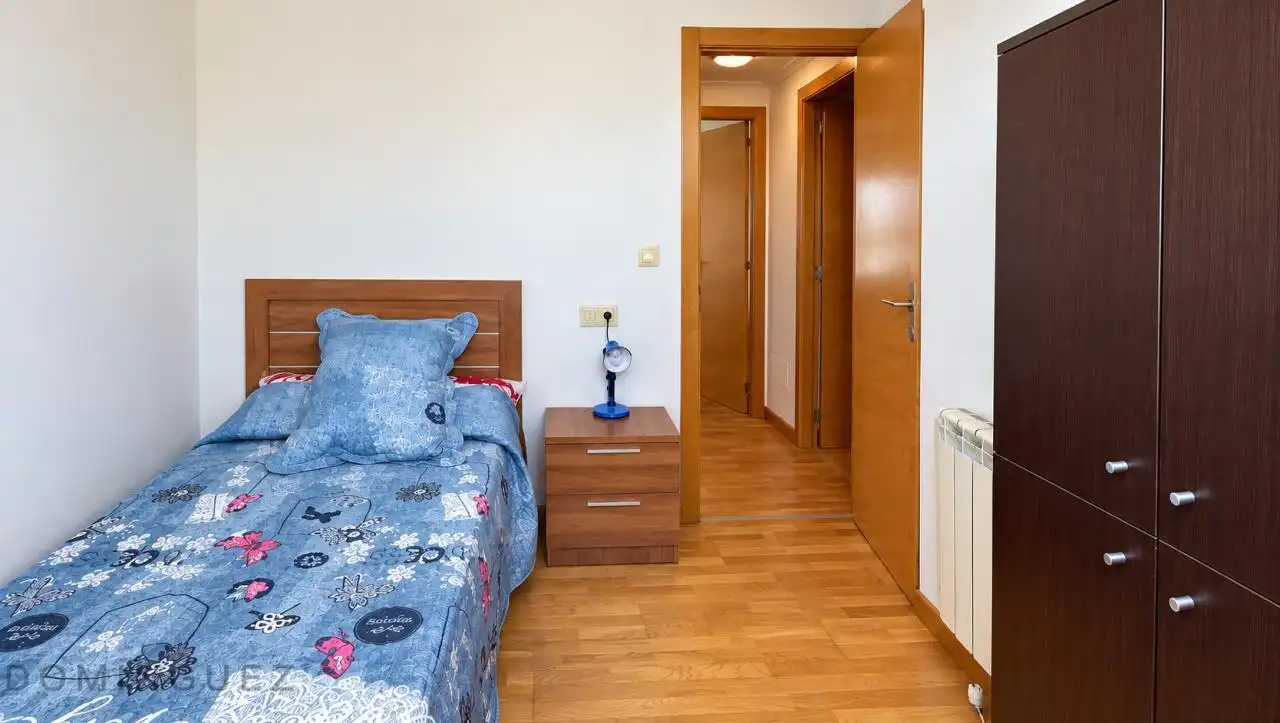 Piso de 80 m² en Vigo