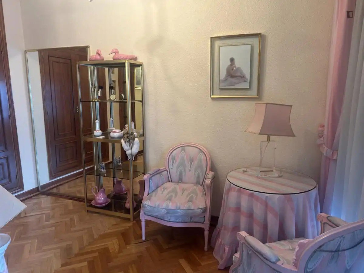 Habitación en alquiler, Villa del Prado