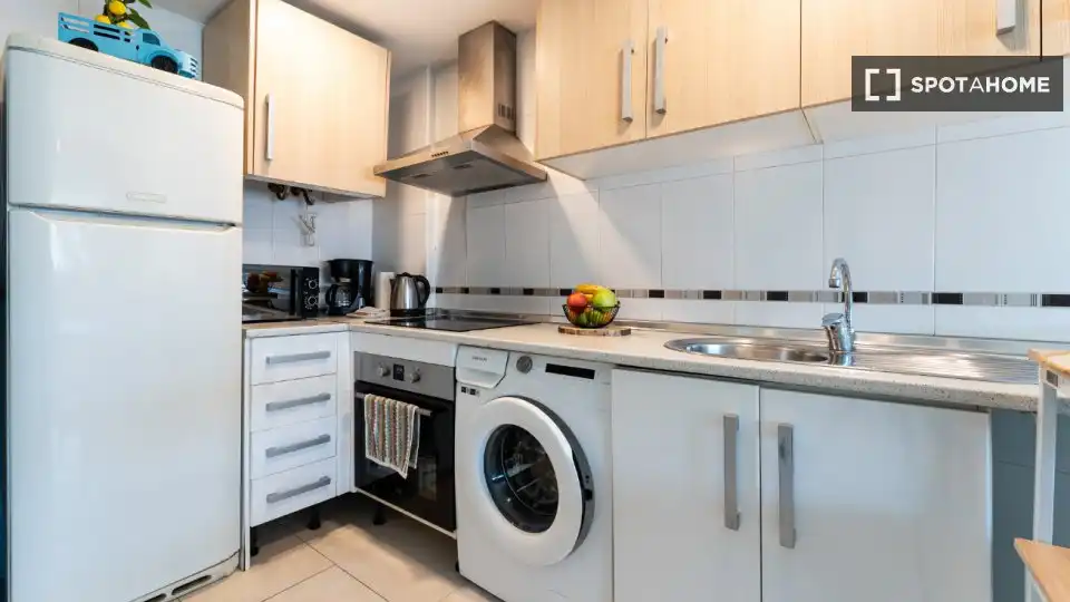 Habitación 76 m², Málaga