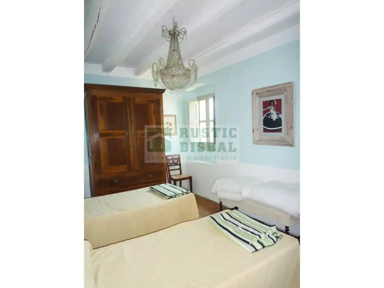 Casa de 257 m² a Navata