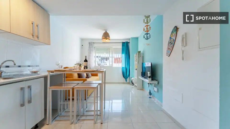 Habitación 76 m², Málaga