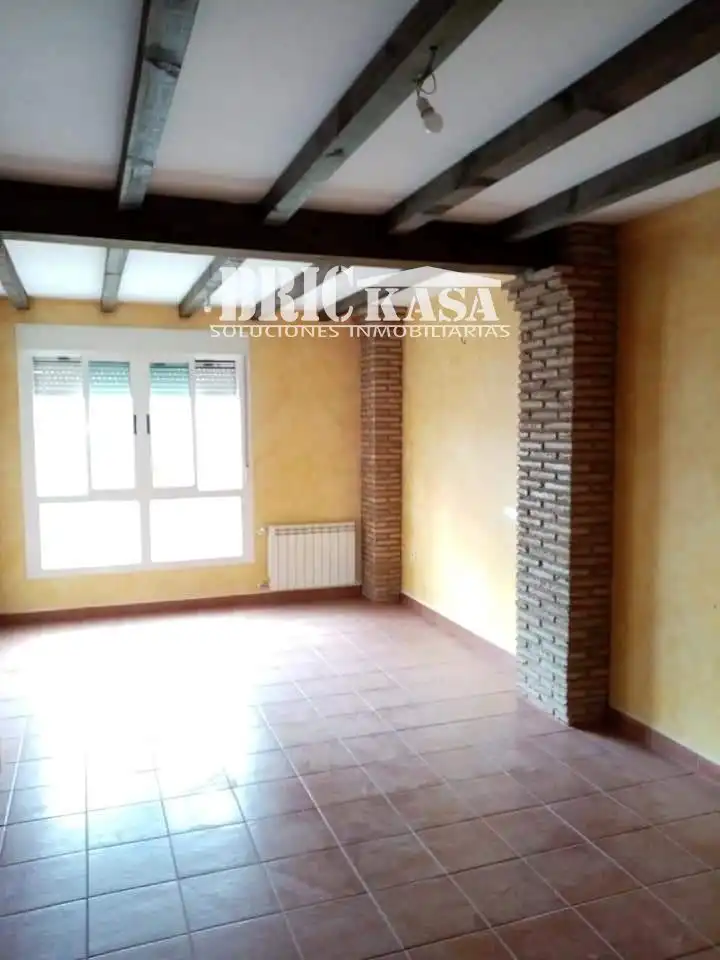 Casa de 180 m² en Cáceres