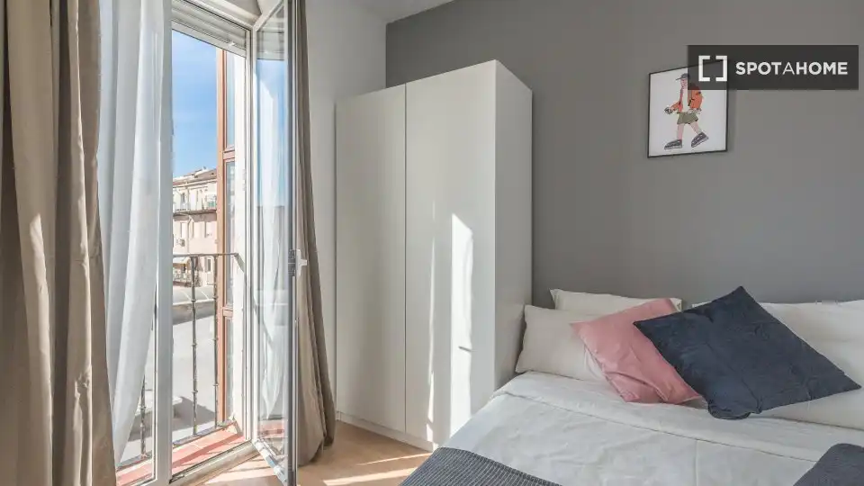 Habitación 140 m², Madrid