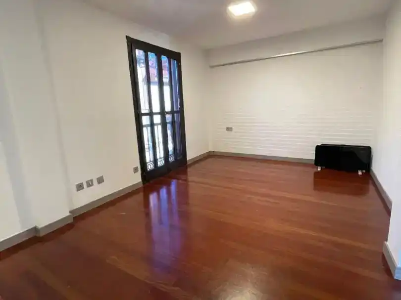 Piso de 80 m² en Oviedo
