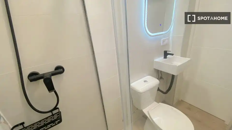 Habitación 230 m², Sevilla