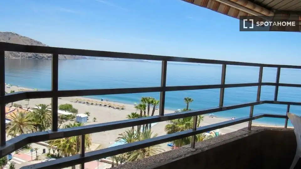 Habitación 115 m², Almuñécar