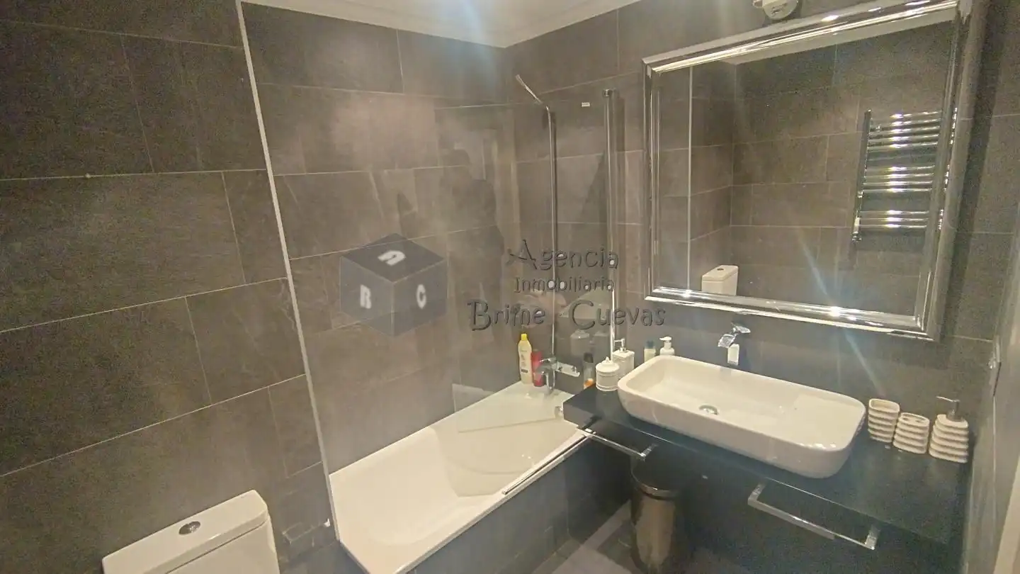 Piso de 94 m² en Oviedo