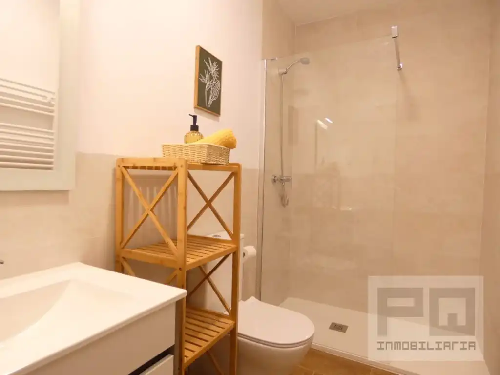 Habitación 100 m², Ávila