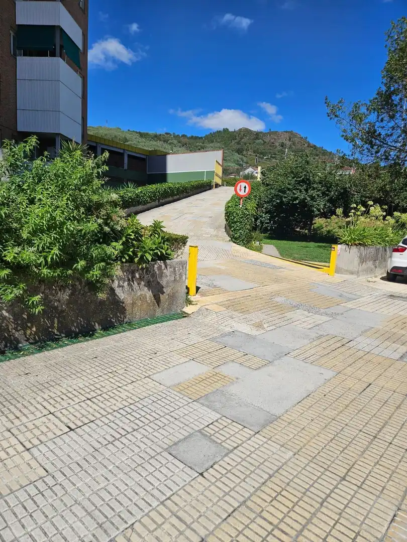 Piso de 160 m² en Ourense