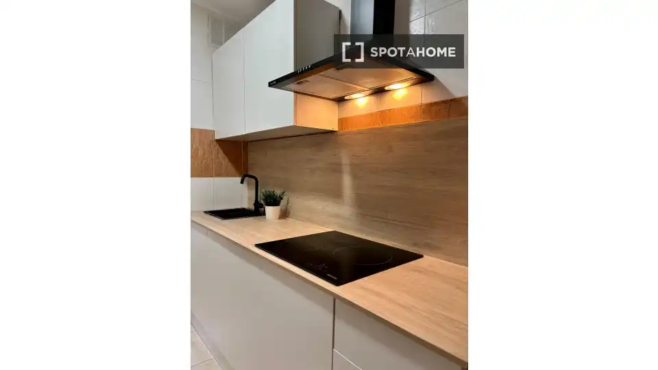 Habitación 92 m², Granada