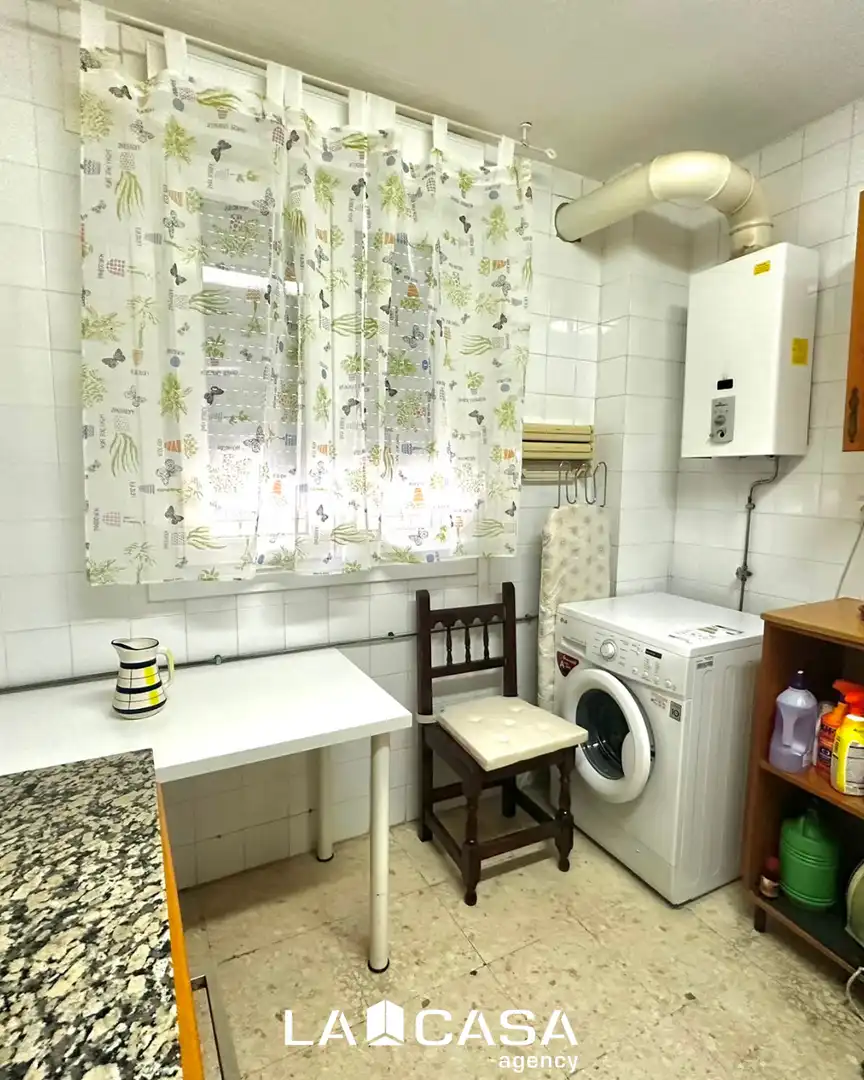 Piso de 95 m² en Sevilla