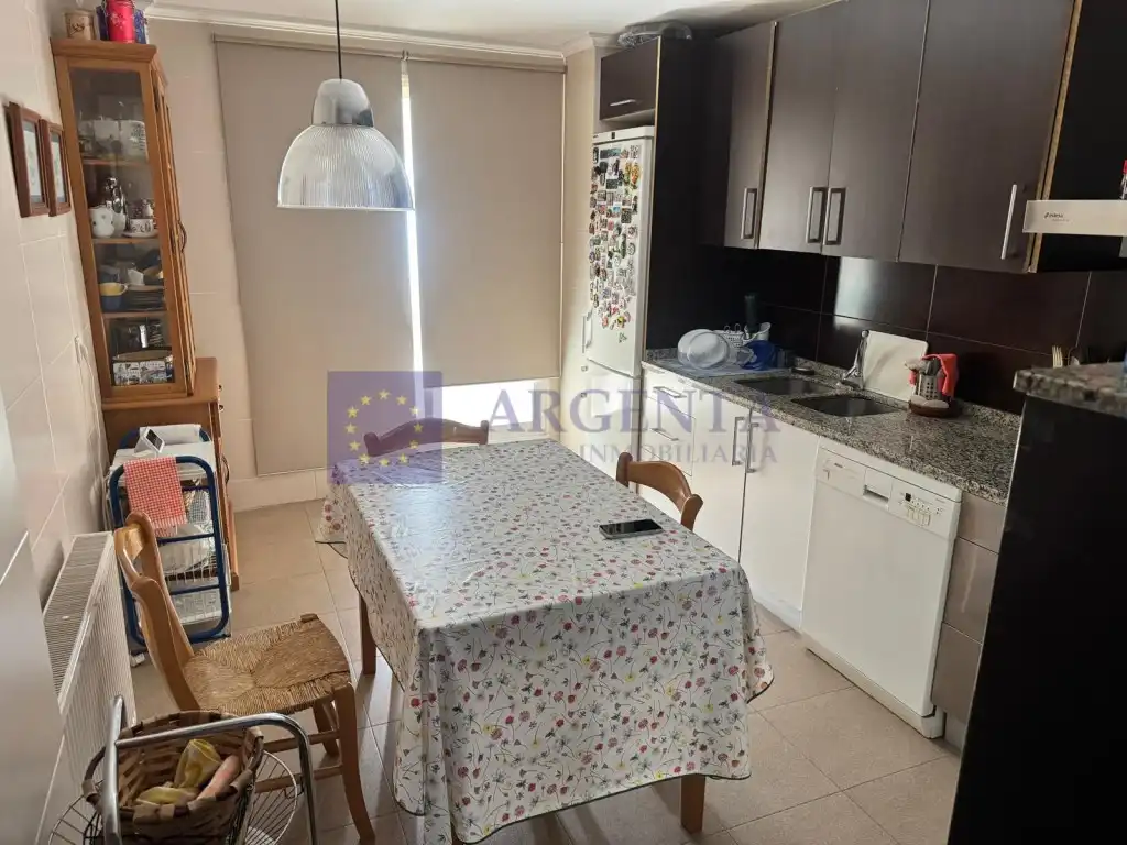Piso de 180 m² en Cáceres
