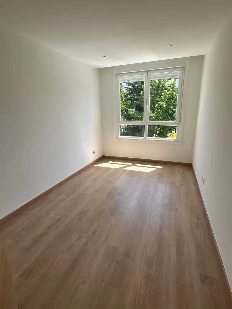 Piso de 75 m² en Ourense