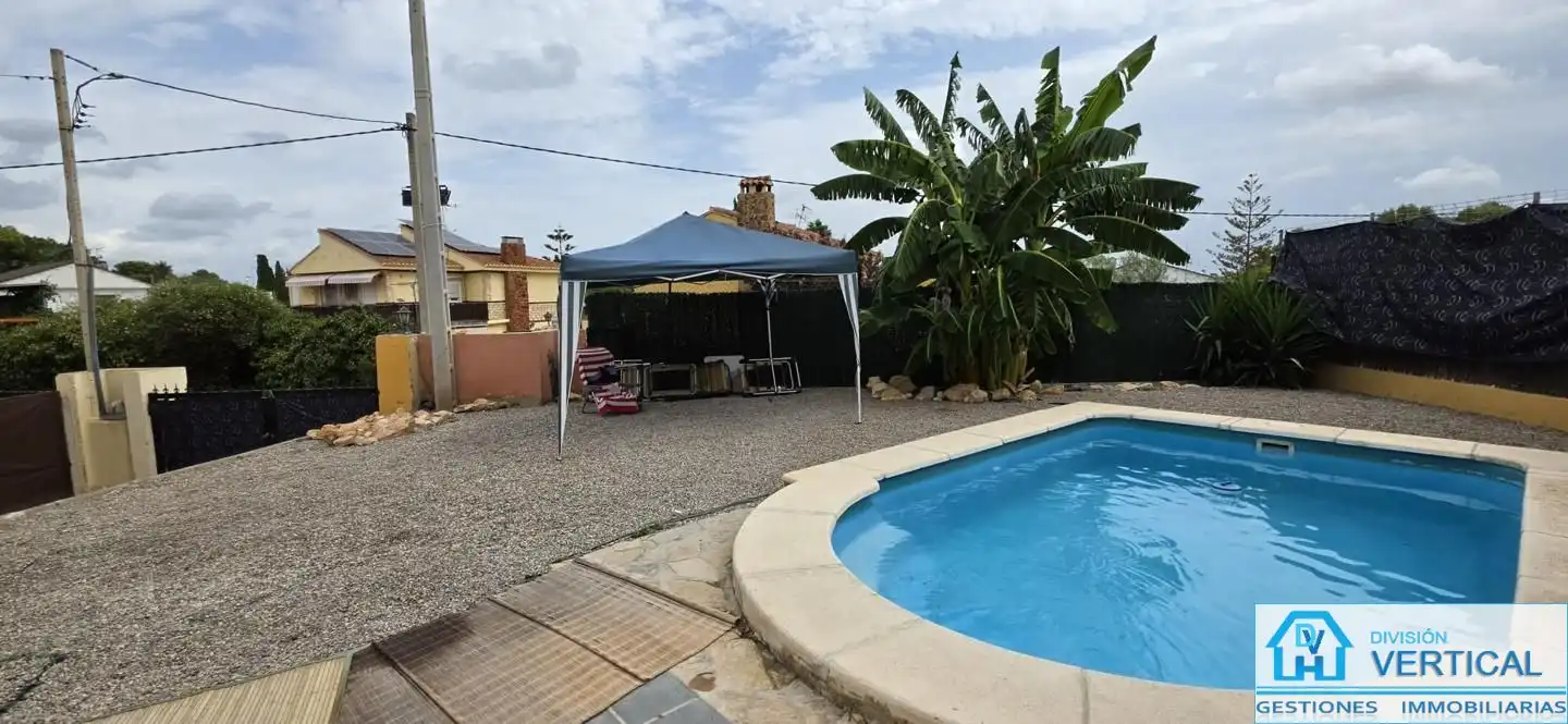 Casa de 120 m² en Riba-roja de Túria