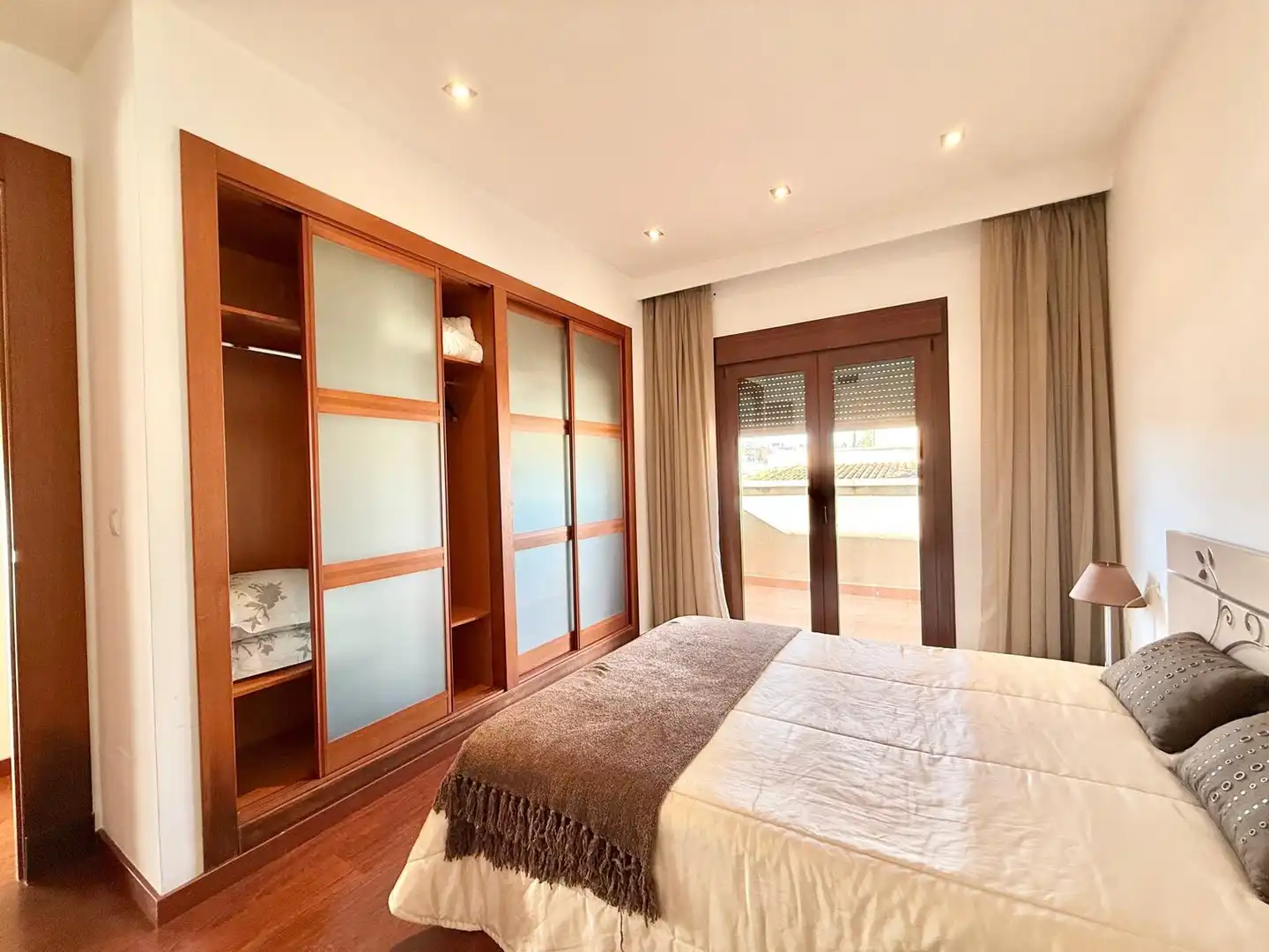 Haus 700 m² in Rojales
