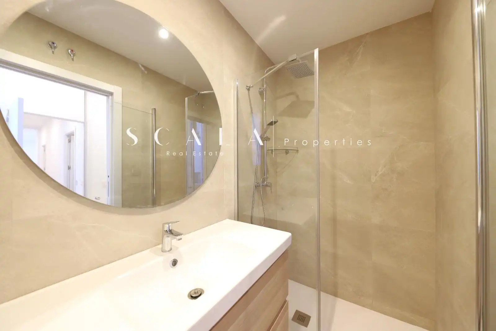 Piso de 95 m² en Madrid