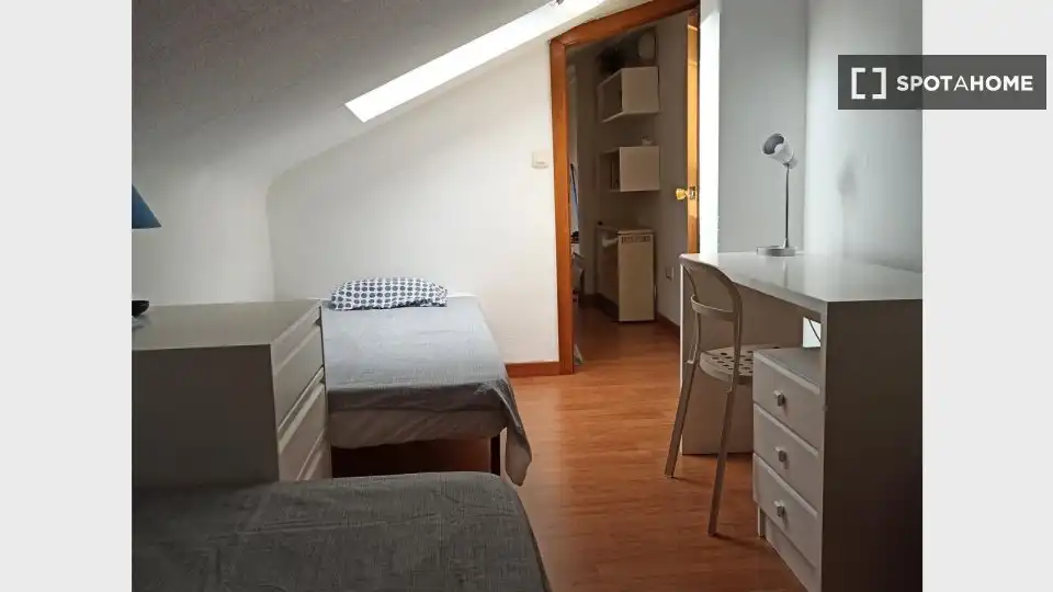 Habitación 46 m², Salamanca