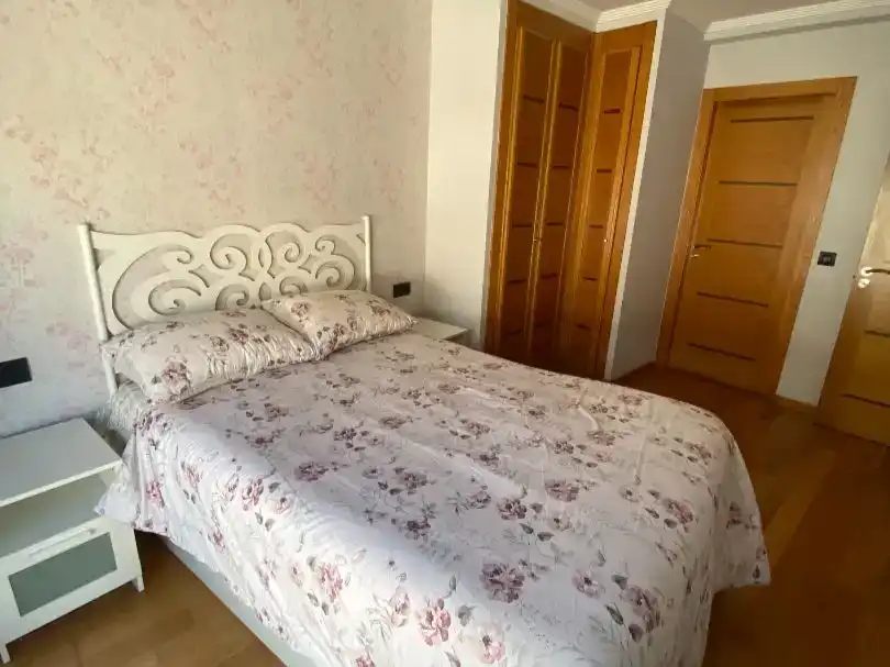 Piso de 80 m² en Vigo