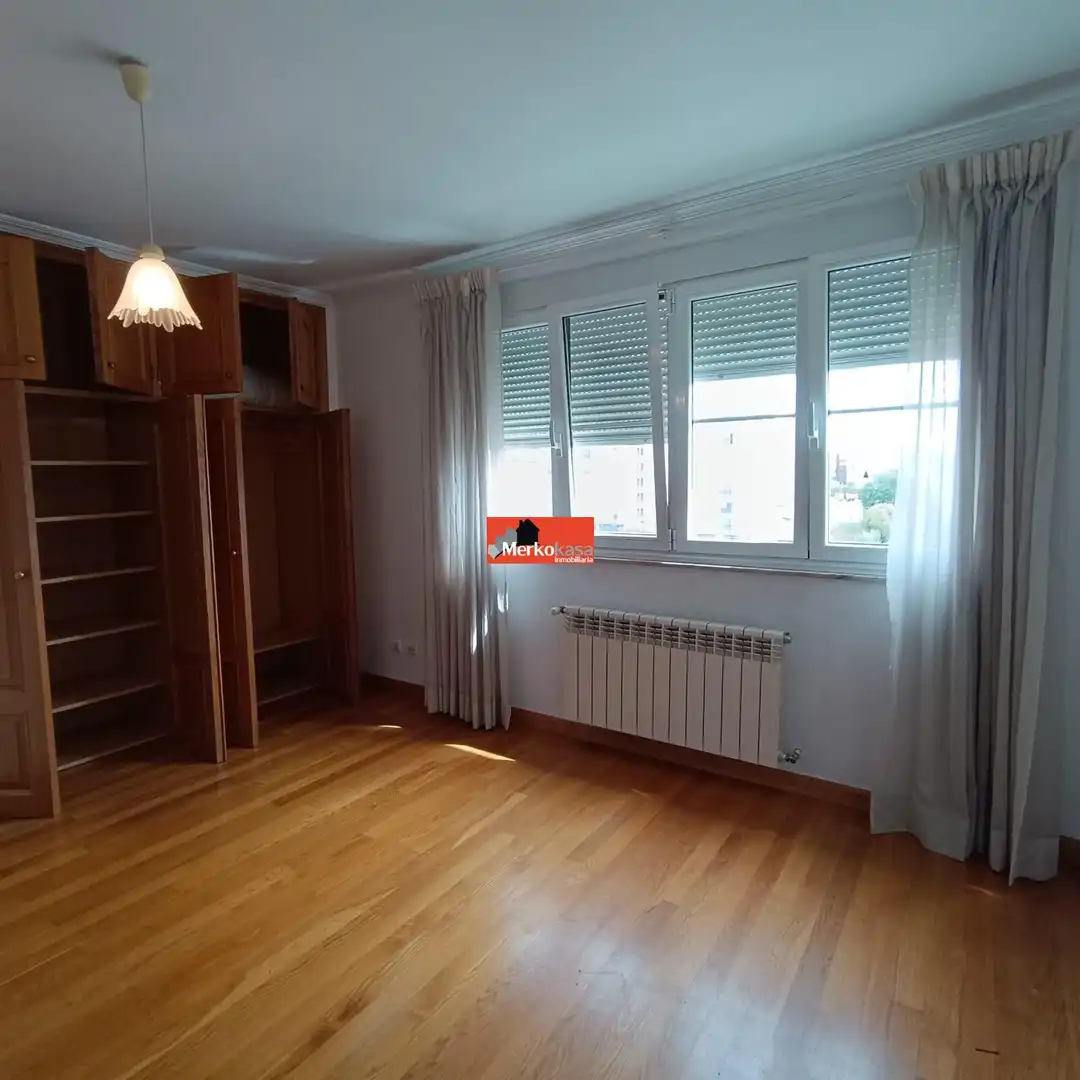 Piso de 195 m² en Lugo