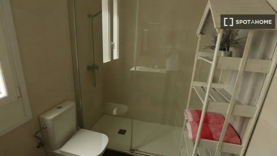 Habitación 138 m², Bilbao